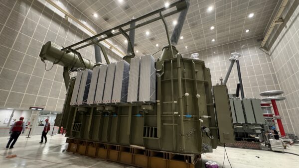 Tartu-Kiisa 2×200 MVA 330 kV jõutrafo